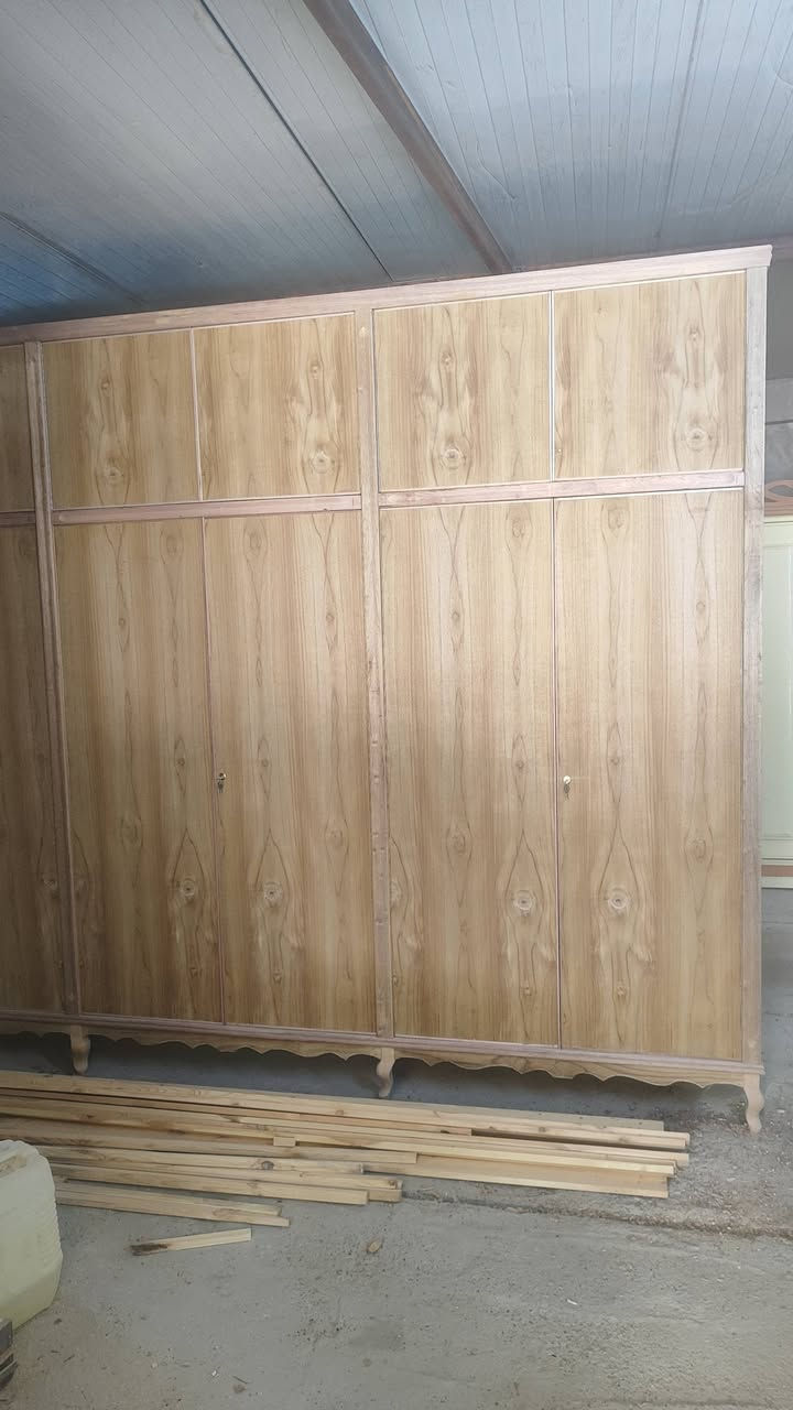 السلام عليكم غرف للبيع شغل تزكام شوف العين يحكم تصفيت معمل العنوان كوفه شارع معمل الدبس قرب مدرسة كوفان الشراري يتصل مااتواجد فيس ***********
