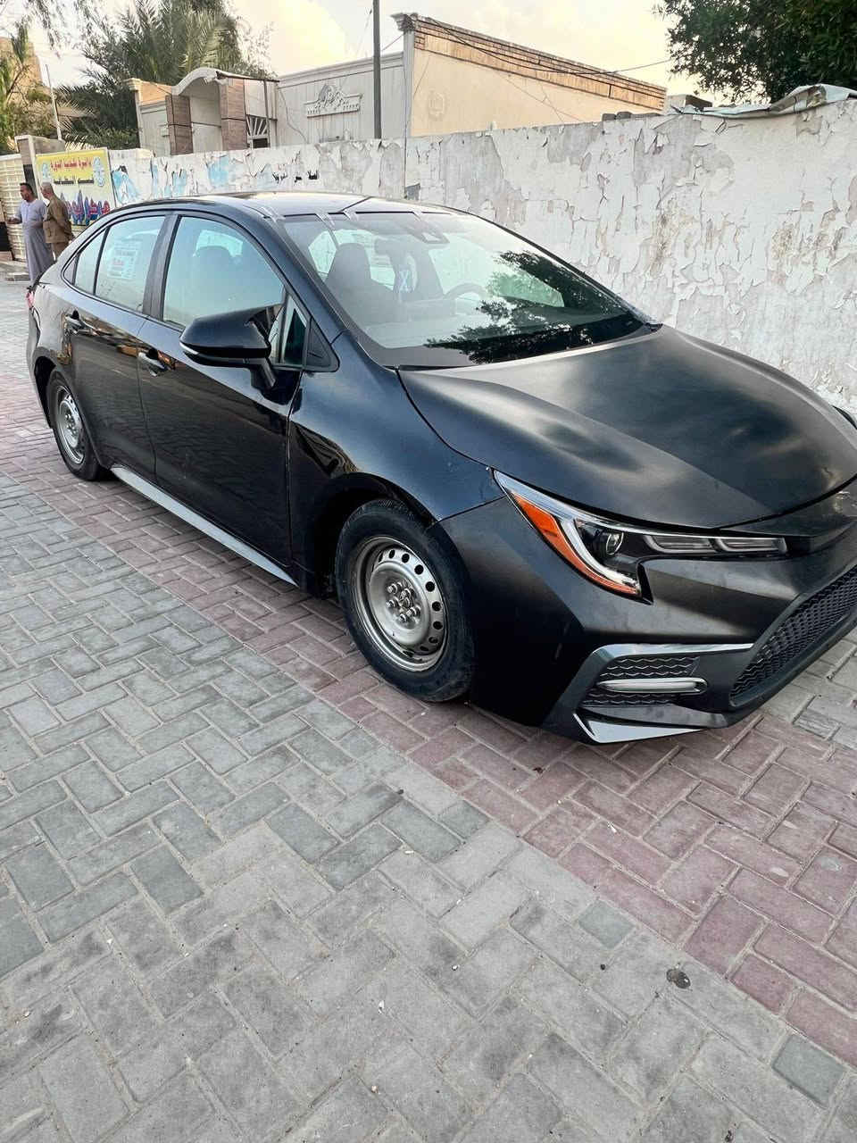 السلام عليكم للبيع
بيع سريع كورلا ياباني اصلي 

وارد امريكي 2022
رقم بغداد دولي 
بيها جاملغ وبنيد يحتاج الها صبغ 
فئة SE
مكينة 2000
كير 10 نمر 
داخل لونين
شفتات بل ستيرن 

وباقي المواصفات المعروفه 
السعر  112$ 
تحويل ثاني يوم
للاستفسار الاتصال 
*********** + ***********
