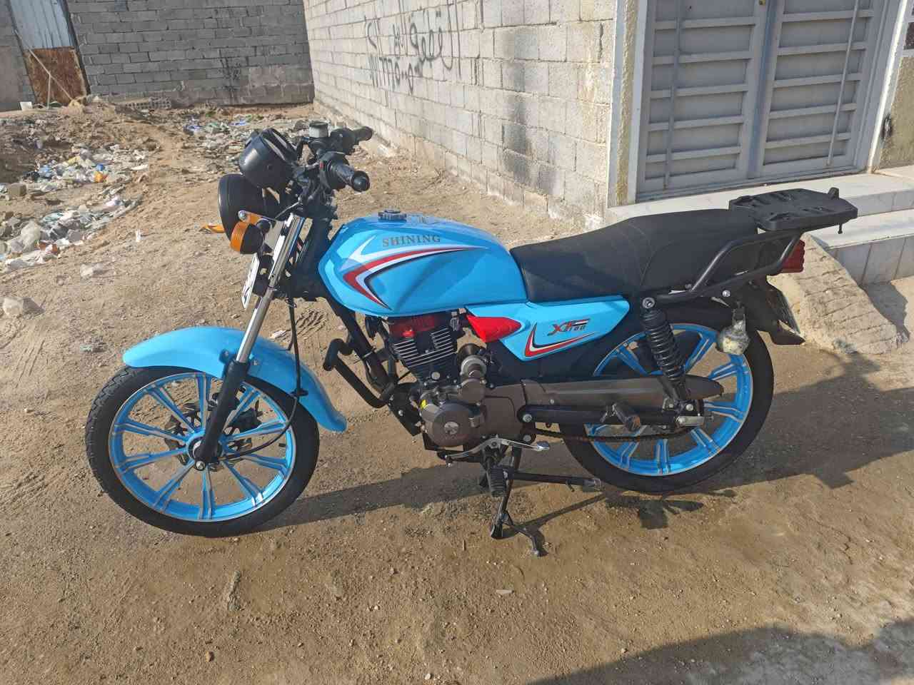 سلام عليكم دراجة شاينك 150cc للبيع مكفوله من كلشي الدراجه مفوله كهربأيات كله شغاله رقم انكليزي كربله وسنويه  تحويل ثاني يوم الي مو شراي ومايعرف بل دراجات و الأسعار لا يعامل ويتعبني السعر 2100 وبيه مجال مكاني كربله الرقم *********** واتساب فقط و ماسنجر مفتوح
