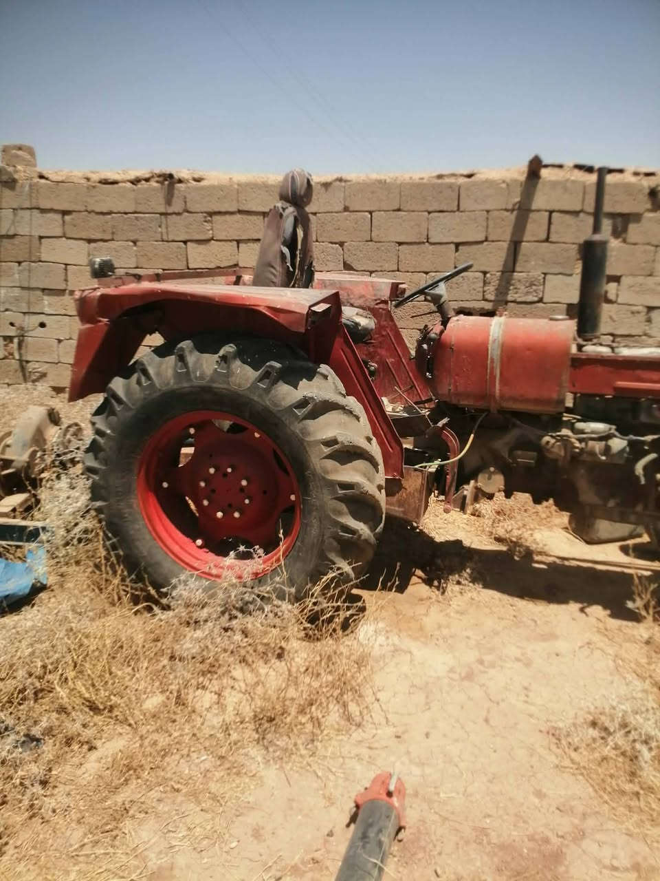 تركتر للبيع مع دينمه ورجل 
مكاني ،صلاح الدين/طوز
للاستفسار الاتصال على الرقم ***********
