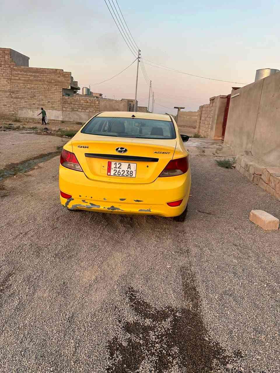 السلام عليكم للبيع اكسنت 2012 كير عادي مكينة 14 بدون ضرر فقط بارد بالجاملغ وواضح بالصور السيارة مكينة معمرة جديد كلج جديد هيئة وغرامات صفر شرط التحويل سعر 75 للاستفسار *********** واتساب موجود مكان السيارة بادوش 
ملاحظة طخم السيارة تعبان
