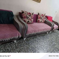 ٩ مقاعد • نظيف • بلا ضرر