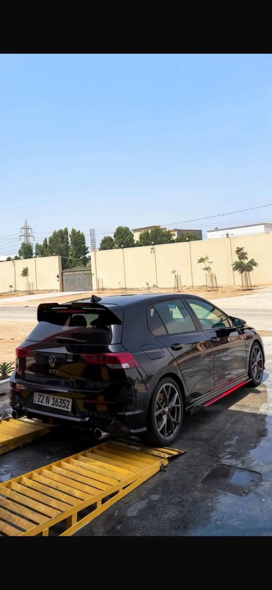 كولف GTI • ٢٠٢٤ • ٣٢ الف كم