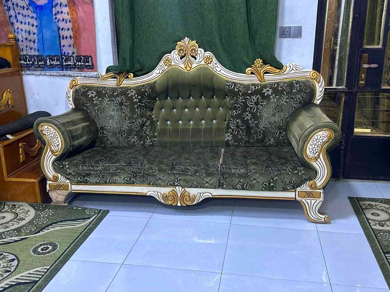 طقم ملكي • مستعمل • حي التراث