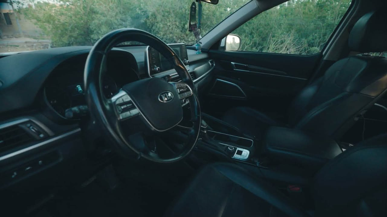 Kia telluride 2020
كيا تيلورايد ٢٠٢٠ مستعمل
رايديها ب٢٤ الف دولار 
والسعر بي مجال بسيط
للتفاصيل ***********
