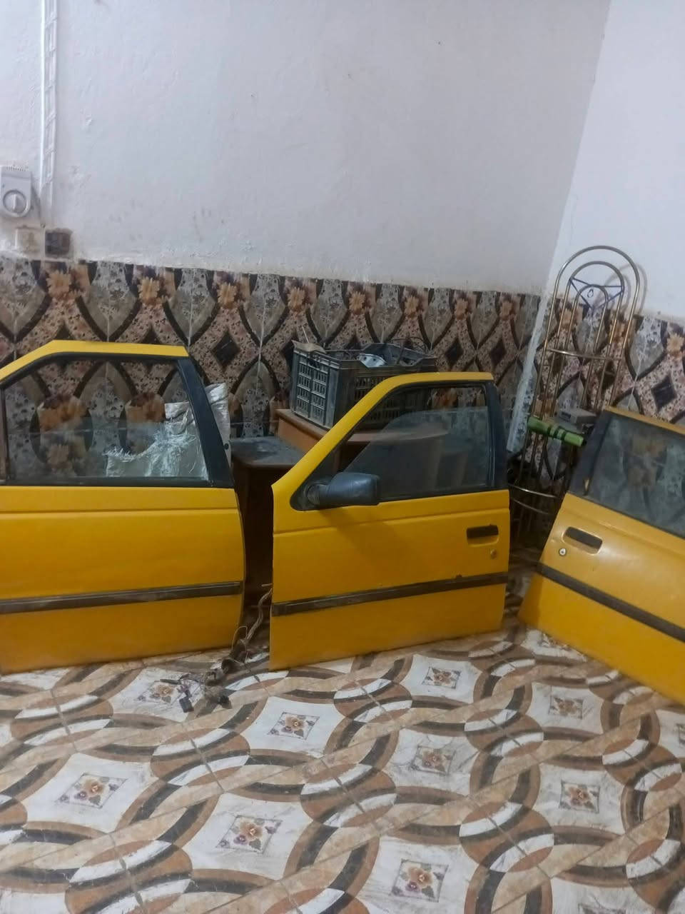 للبيع قطع بيجو روى العنوان واسط كوت رقم الهاتف ***********
