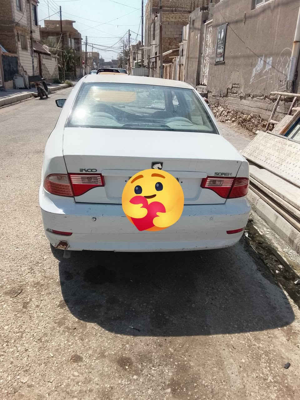 السلام عليكم
سمند سورن جاهزه من كلشي تبريد شغال عوزه بس غسل الفريز كهربائيات كلها شغاله مكينه وكير خير من الله الشارع الك مفتوح وترايك وين ما يعجبك سنويتها ما ساقطه 
مابيها ضربه ولا عيب شرعي شواصي  حدايده امامي خلفي خير من الله مداور يمته ما يعجبك خصوصي مثنى رقم الماني
35 ورقه وبيها مجال قليل حگ الجيه مكانها سماوه حي الجمهوري مو شراي لا تكسر بحلال الناس والرزق على الله 
*********** رقمي بي واتساب متواجد بلفيس واهلا وسهلا
