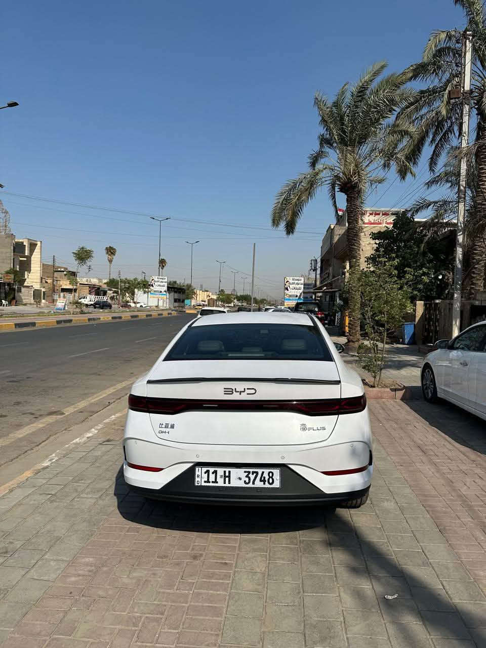 السلام عليكم 🌹

للبيع BYD كن بلاس
🔹 مكفولة كفالة عامة
🔹 الممشى 3,000 كم فقط — شبه زيرو
🔹 مواصفات الكن بلاس معروفة
🔹 داخلية زيتوني
🔹 إضافات بسيطة: سبايدر + جنح
🔹 السيارة بعدها على وضع الشركة
🔹 نظيفة ومال بيت

📍 بغداد – حي سومر / البنوك
📞 ***********
