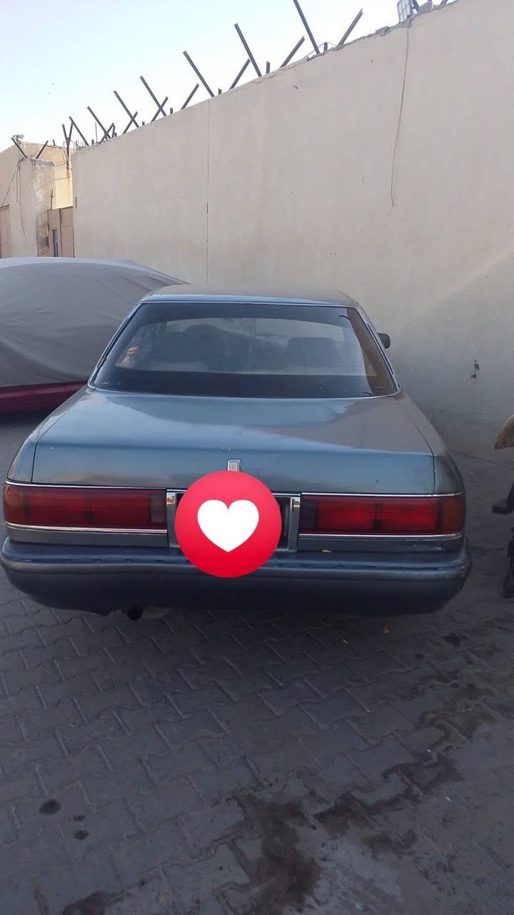 سلام عليكم سياره مااك موديل 91لببيع ستفسار اكثر  عل رقم ***********
