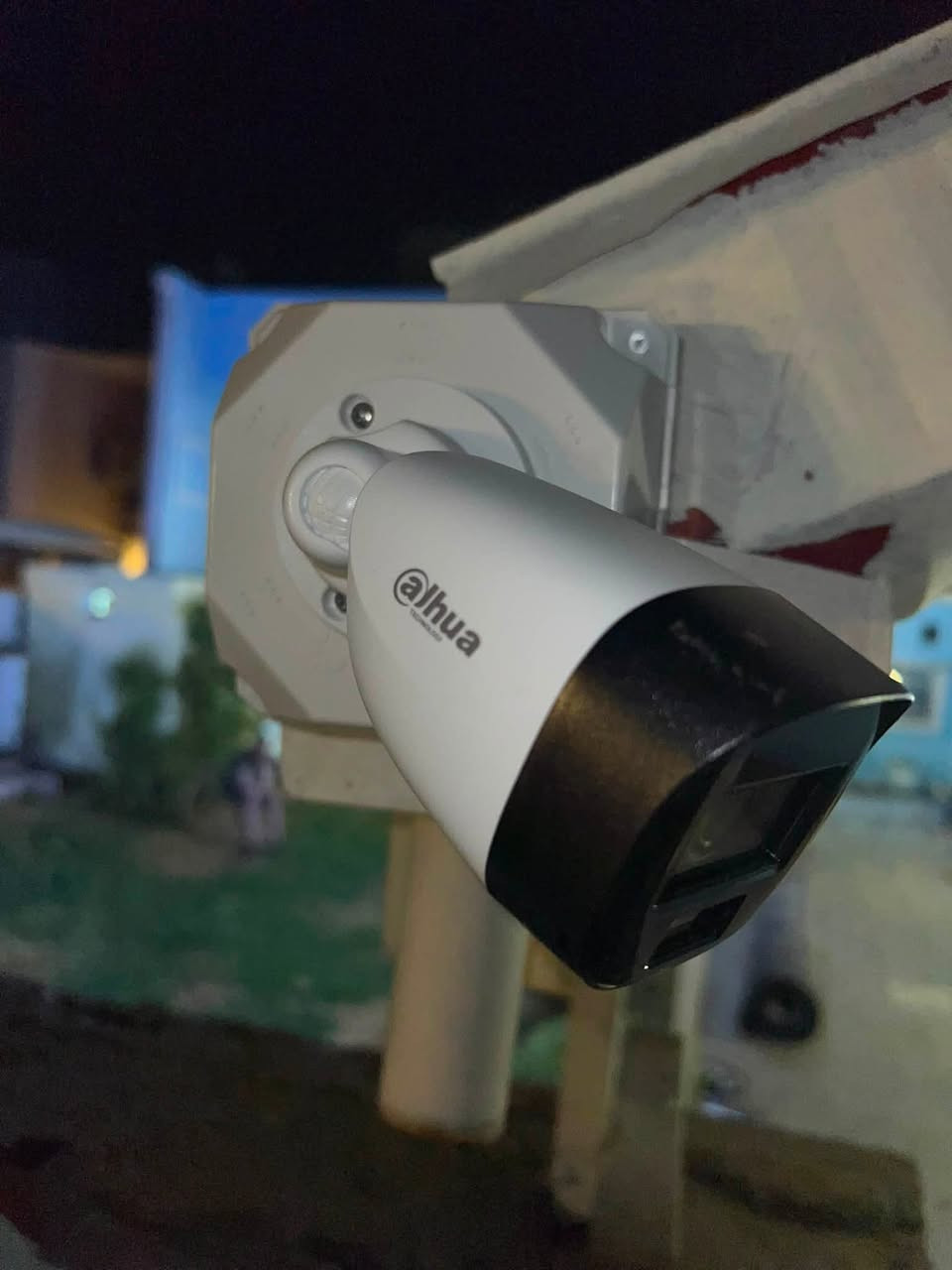 ✅المهني غدير الساعدي للكاميرات المراقبه تم تنصيب كاميرات المراقبة
✅يتوفر لدينا جميع انواع كاميرات المراقبه وملحقاتها 
✅يتوفر كادر فني تنصيب وصيانه كافة كاميرات المراقبه
♦️حافظ على ممتلكاتك الخاصة 
♦️وشاهدها عبر العالم اين ما كنت على طريقة الP2P
⚠️علما العمل حسب طلب زبون
#رضى #الزبون #غايتنا
المهني غدير الساعدي للكاميرات 👨‍🔧👨‍🔧
#دع_العمل_يتكلم
يتوفر لدينا كافة الكاميرات الحديثه
✅ليلي ملون
✅UPS تشغيل 3 ساعات متواصله
✅تسليك واير نحاس اُصًلًيےّ مسلح 
✅تنفيذ وتجهيز مواقع 👍👍
✅ضمان سنة عمل ومواد👌👌
✅استشارات فنية👨‍🔧👨‍🔧
للاستفسار 📲***********
#دع_العمل_يتكلم #الزبون #رضى #كامرات #مراقبه #تنصيب
