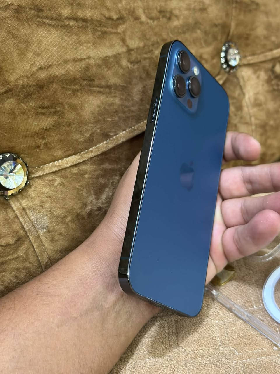 سلام عليكم آيفون ١٢ برو ماكس شرق اوسط بطاريه ٧٩ جهاز وتر بروف كلشي ممبدل.بي ولا مفتوح عنوواني بغداد دوره جمعيه خير الله رقم تلفون *********** واتساب 
خط ***********
سعره ٦٠٠بي مجال
