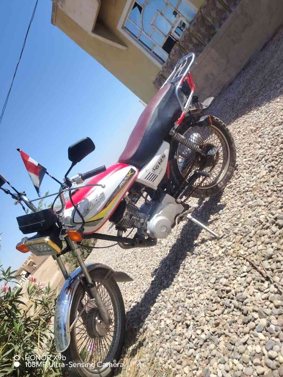 للبيع موطور موديل 2019 اربع كير شرط محرك لا صرف ولا بخار نشاط فول معدل فول كهربيات كله شغاله موطور خير من الله المكان الحويجه قرى الحلوات  السعر 340 و بي مجال لشراي  ***********

نص مكتوب في الصور:
- HONOR X9b
- 108MP Ultra Sensing Camera
- O HONOR X9b 108MP Ultra-Sensing Camera
- O HONOR X9b
- HONOR X9b 108MP Ultra-Sensing Camera