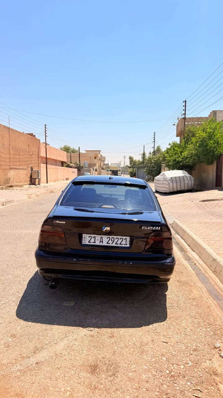 BMW 528i 1996
سنويه جديده ب اسمي تحويل وكاله بشرط ما عليها غرامات صبغ عام كير محرك حداديه بشرط سياره معمرها على ايدي بالكامل رقم
سليمانيه تحويل نفس اليوم ضررها
رصعه بالجاملغ معدل بارد دواخل
شواصي مكفوله مابيها ضرر تخم
تاير جديد ويل m جديد
سياره مابيها نقص شغل واطلع
انطيك تراي للبصره سعرها 79
وبي مجال بسيط للشراي
*********** كركوك, العراق
