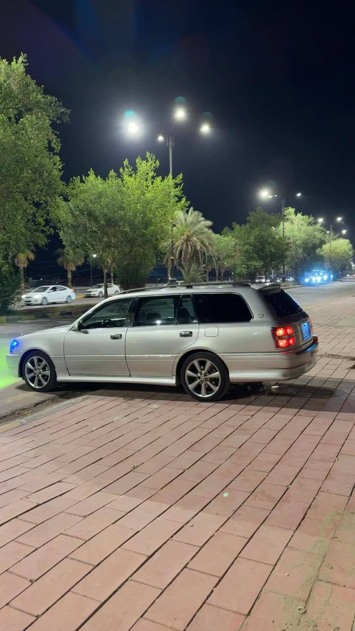 ملكه لبيع سياره فول اربع دكم D4الكبير رقم بغداد سياره قرار48كامله فقط واكفه عل رقام مكمرك وكامله كفاله من كص حداديه كهربائيات كلشي مابيه سياره مال جناي100وبيه مجال عنواني كوفه***********
