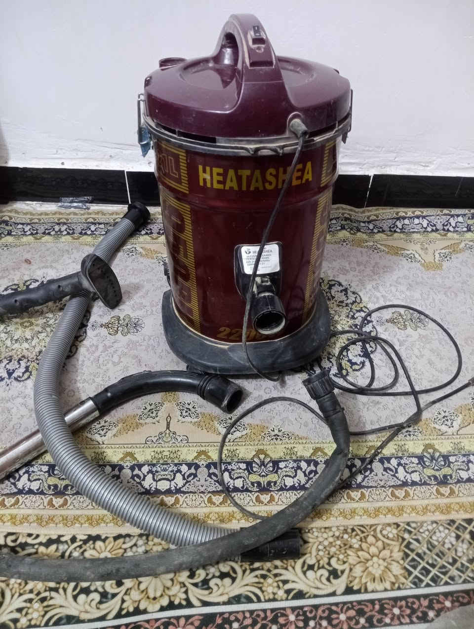 مكنسه كهربائيه • نضيفه • حي العسكري الغربي