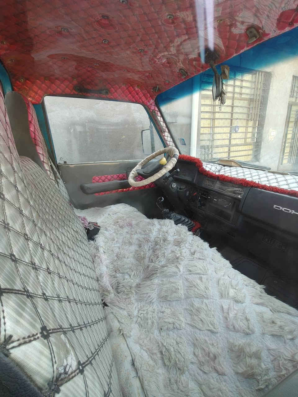 شاحنة