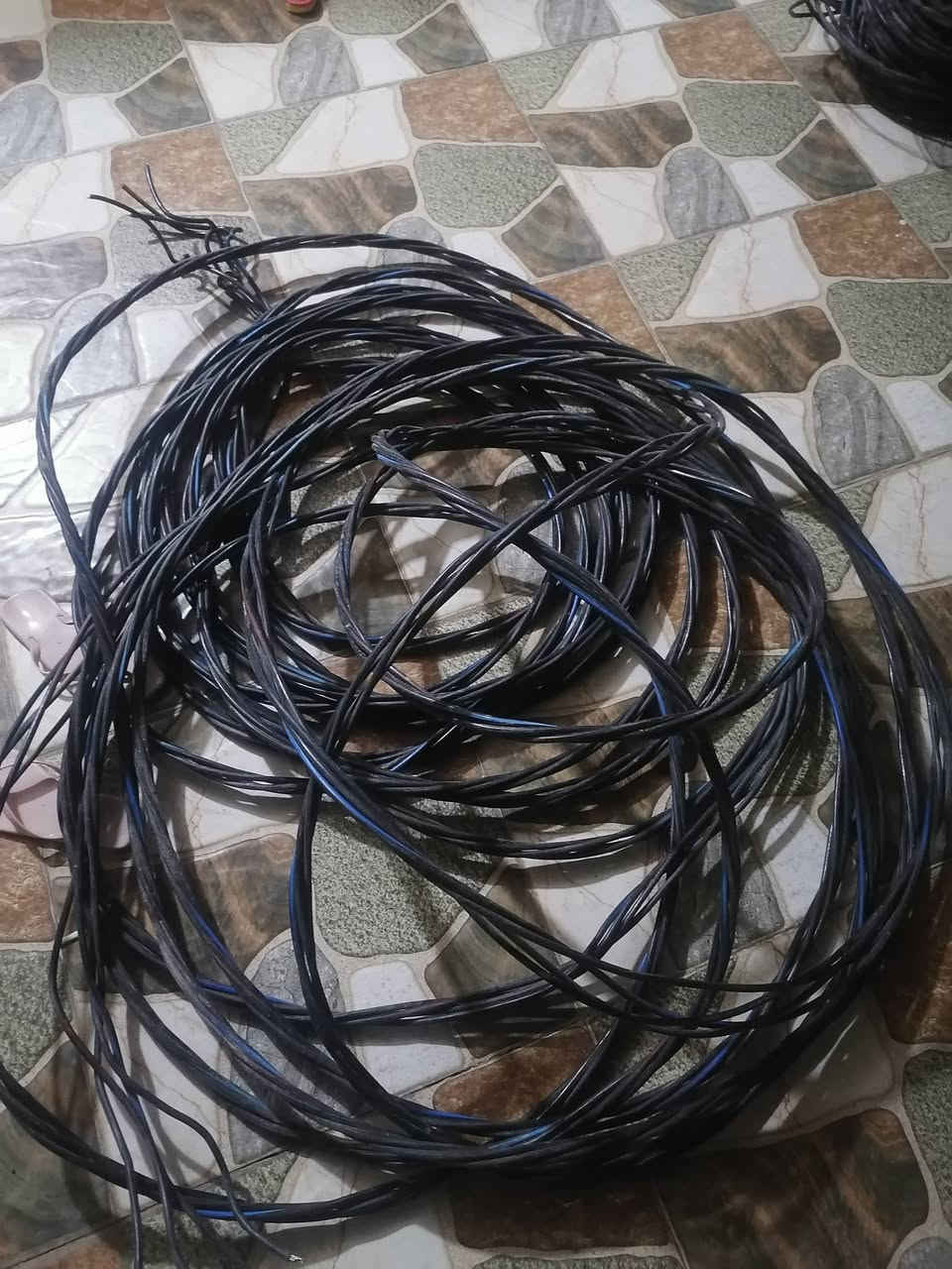 كيبل ظفيرة ابو أربعة 42 متر
كيبل ظفيرة ابو اثنين 57 متر للبيع اتصال عل رقم ***********
