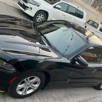 Dodge Charger SXT 2019  موصفات في SXT معروفة  الشاشة Car Play عرض خرائ...
