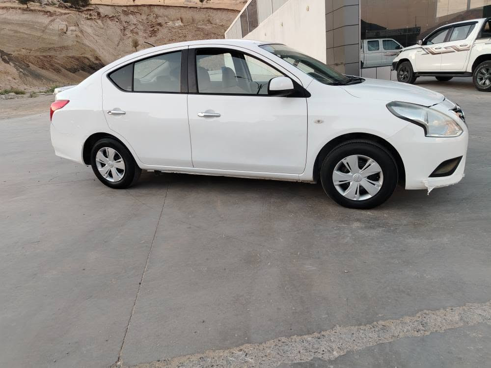 نیسان لاکسمی بای 2020 بێ سبوغ گێڕومەکینە تەحویل غرامــە بەشەرت
تــەزرەی هەیە لەگەڵ دەرگایەکی ســاردەکوتە
چــوارتایەی نوێ سەیارەکە بەعــام جوانە
دەعــامــی بــۆ دەعــامــی بــەشــەرتــە

***********

*********** سوران, أربيل

