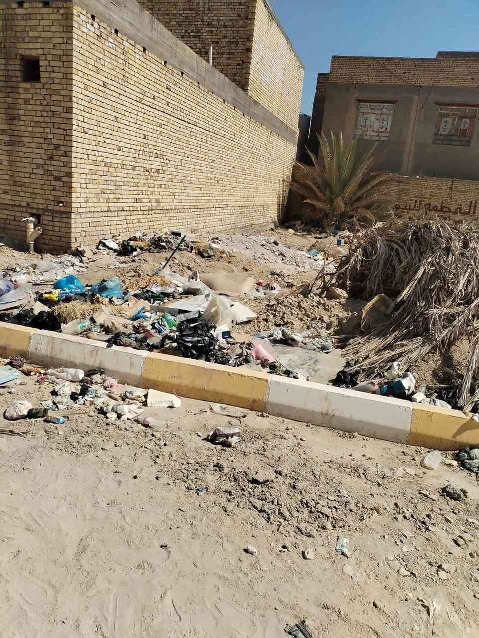 قطعه للبيع مساحه 200 _10×20
العنوان ذي قار قضاء الشطره حي الصحه قرب المدرسه الصينيه
 
للاستفسار الاتصال على رقم ***********
