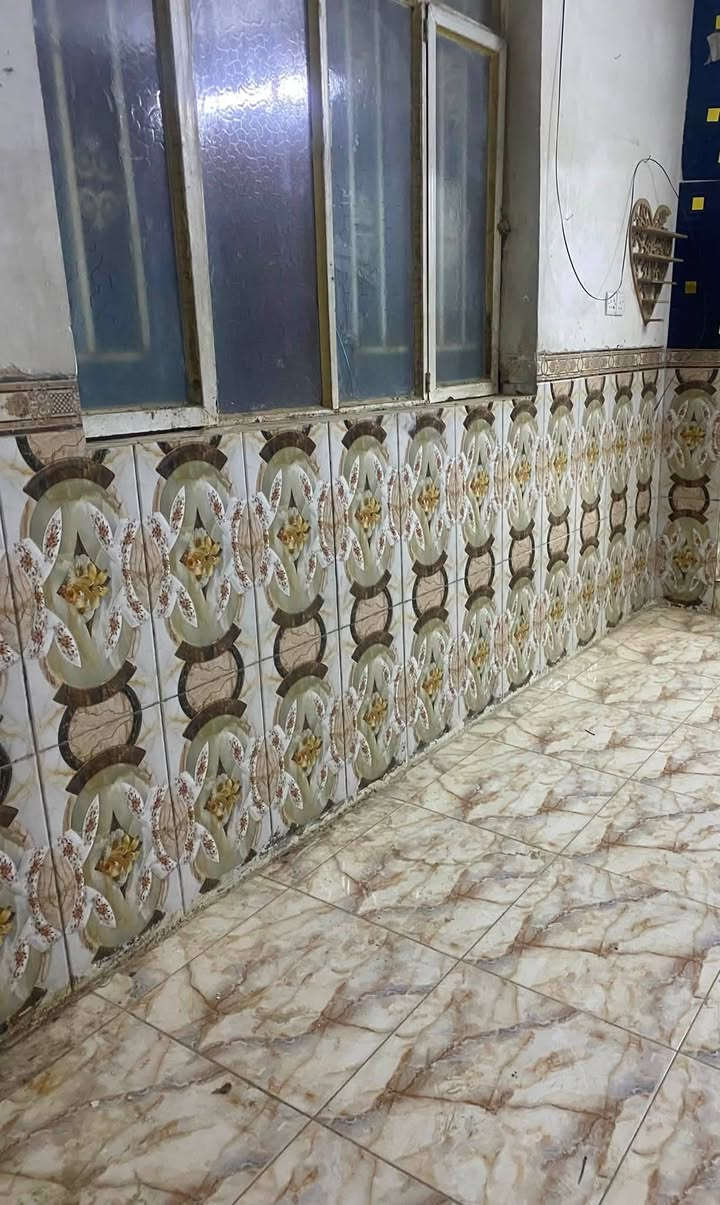 بيت للايجار طابق ثاني
