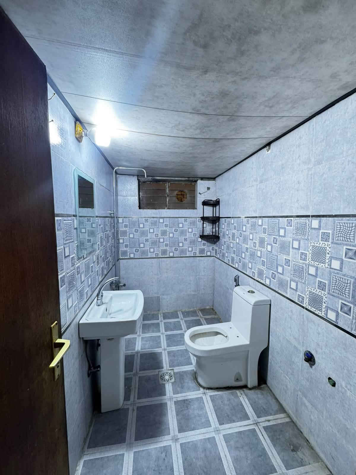 🏡 عقارات | بيع • شراء • إيجار
 
مكتب افق الاعمار الهندسي 
رقم الهاتف ***********

مشتمل ارضي 

غرفتين نوم وصاله ومطبخ وصيحيات عدد2 وكراج 
معزول عزل تام 
وياه خط سحب مولد  5امبير من ضمن العقار 
بدل يجار  مليون 

الموقع شارع الكويتي 
 

🏠 بيوت وشقق
🏢 محلات ومكاتب
🌳 أراضي ومزارع
🔑 إيجار يومي • شهري • سنوي
💰 بيع وشراء العقارات

📩 للاستفسار أو عرض عقارك للإيجار والبيع، راسلنا على الخاص

📍 بغداد سيديه شارع قطر الندى مقابل ضي بغداد 

عقارك المثالي… أقرب مما تتوقع. 🤍

رقم الهاتف ***********
