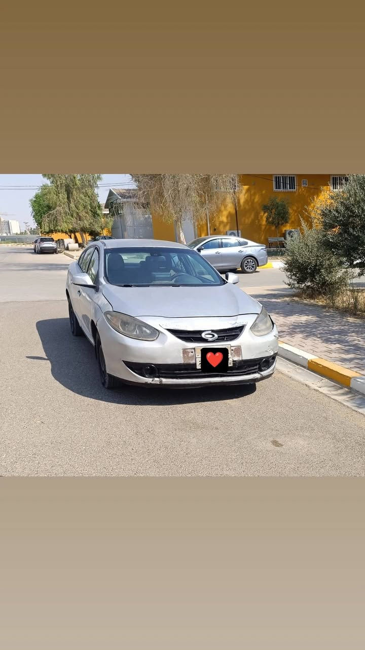 رينو سامسونك محرك نيسان ياباني موديل ٢٠١١ للبيع رقم سليمانية سنوية ساقطة ٢٠١٧، صاحبها موجود وكالة حق التحويل،محرك نظيف، كير نظيف، تبريد ثلج، صدر تخم كامل جديد مصلحه تايرات جديدة كهربائيات لايتات شاشة كاميرا خلفية تحكم ستيرن كلها شغالة، باتري جديد مع ضمان، حتى جام بدلته جان بيه فطر بسيط، السيارة ضررها بالقمارة وتكمة گص شراي تعال خاص سعرها مناسب سيارة ناعمة وحلوة مال جناي سبب البيع عدم وجود كوبون بانزين بسبب الازمة مكان السيارة كركوك لتفاصيل أخرى اتصل خط او واتساب ***********
