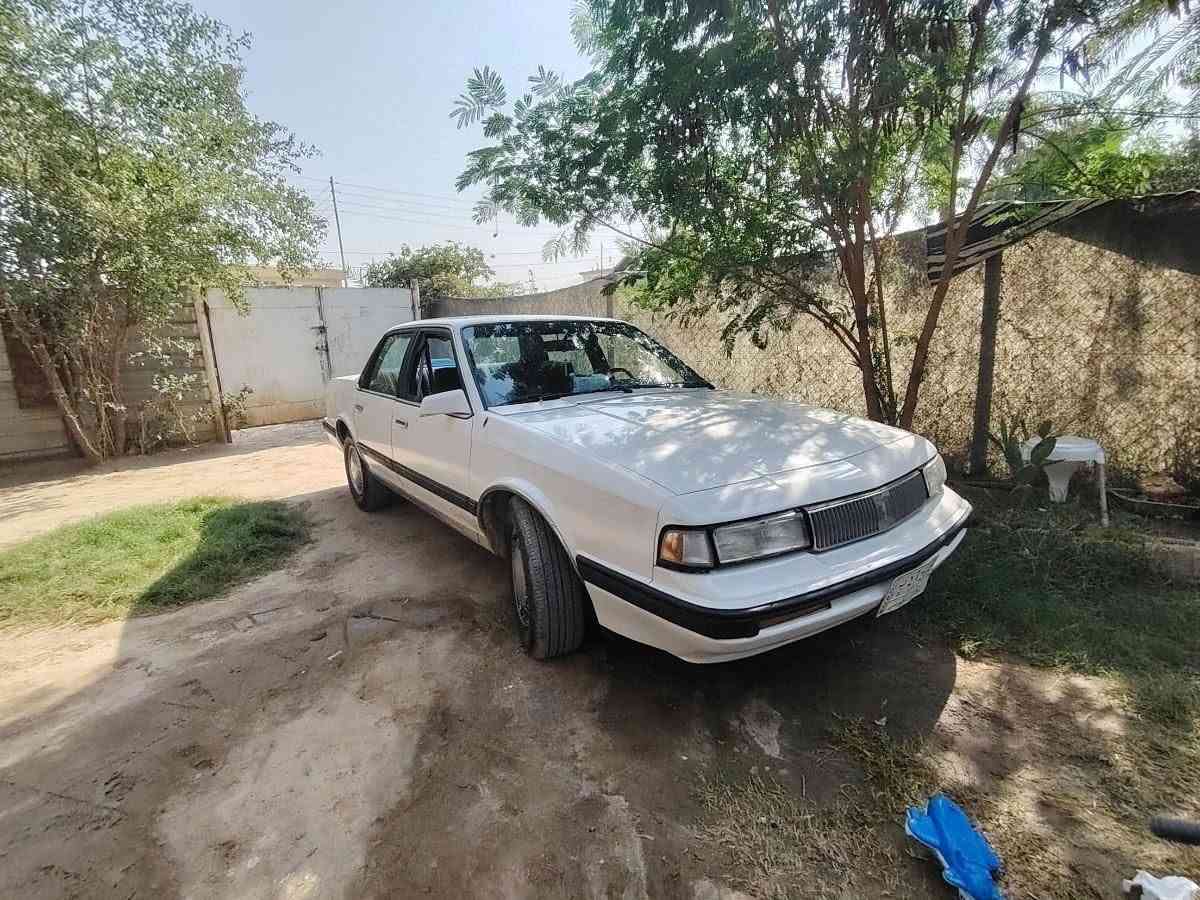 اولدز موبيل • ١٩٩٠ • رقم بغداد