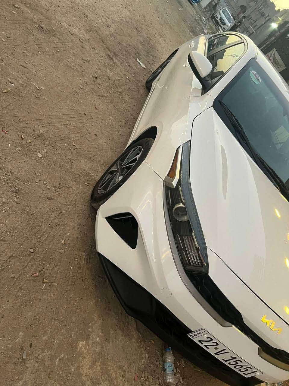 فورتي موديل 2023 رقمها اربيل لون ابيض صدفي سياره أمريكيه حادثها بس دعاميه بدون دواخل بدون ايرباك بيها بس بارد مكنانين سياره ماشيه47 الف سياره مكفوله كير مكينه تبريد  السياره ب اسمي تحويل وكاله اني حاظر مكاني بغداد رقمي *********** الدوره سعرها 157 وبيها مجال
