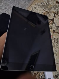 ايباد 9ذاكره 64 ب200 مكان زعفرانيه 07744603277