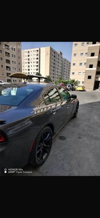 تشارجر SXT • ٢٠١٩ • باب خلفي مضروب