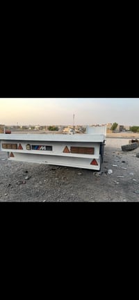 عربانة فلات • أوروبي • ٣ دنكیر مزوج