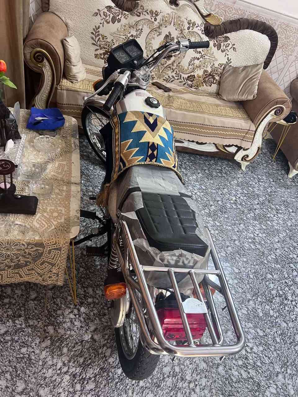 السلام عليكم بسعر امتياز
نامه شلامجه 27
مال حسين الذهبي 
دراجة جديده 
مكاني مسيب 
السعر 775 وبيها مجال قليل 
***********
