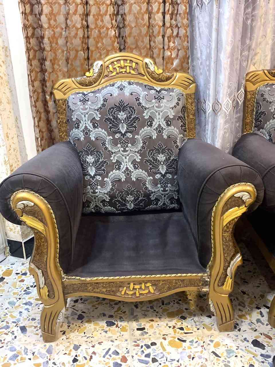 تخم ١٠ مقاعد • ما بي ضرر