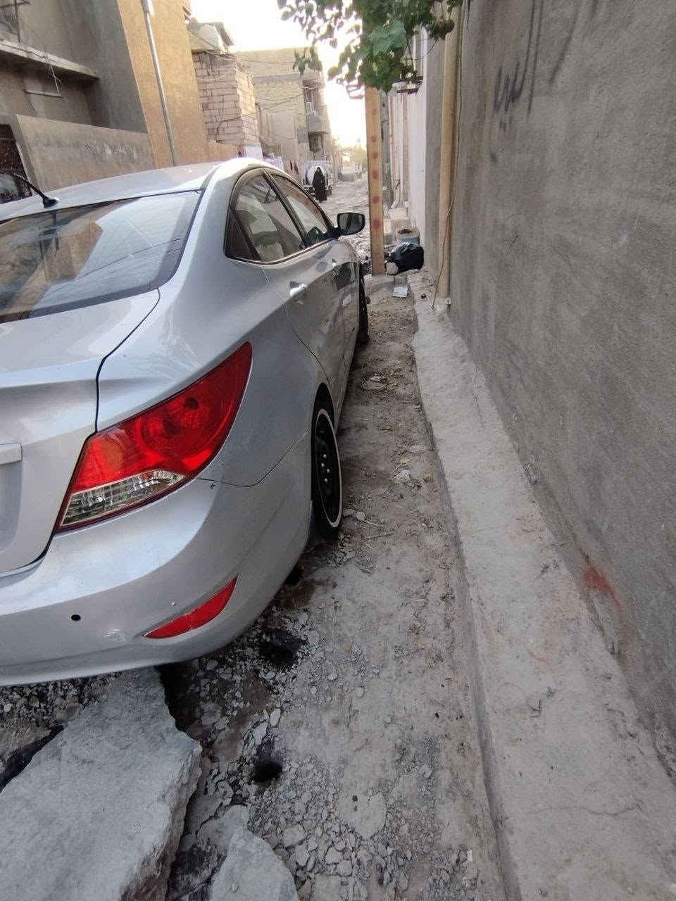 سلام عليكم اكسنت البيع مديل 17 نضيفه مكينه 1400 تبريد صدر جديد سياره خير من الله رقم نكليزي مثنى تحويل وين ماتريد  سياره بسمي ب80 التصاب*********** خليجيه

