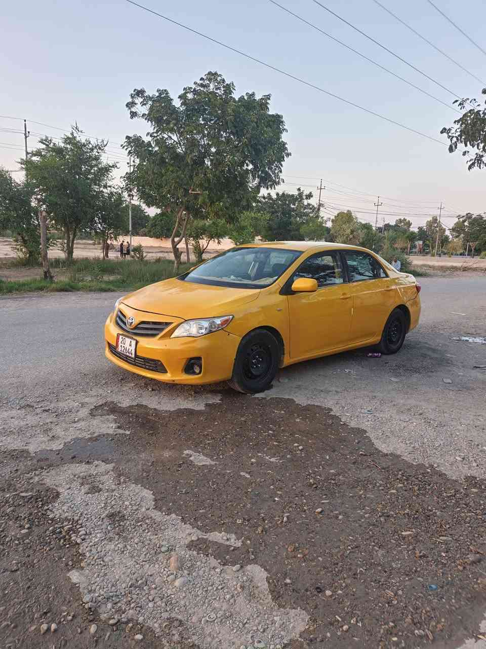 السلام عليكم سياره كورلا 2008خير من الله السياره حلوه تخم تاير تبريد ثلج سنويه لل ٢٩ سياره ثاني يوم تحولها بيها جامرلغ للتكمه واصل بدون دواخل سعرها 75بيها مجال ***********
