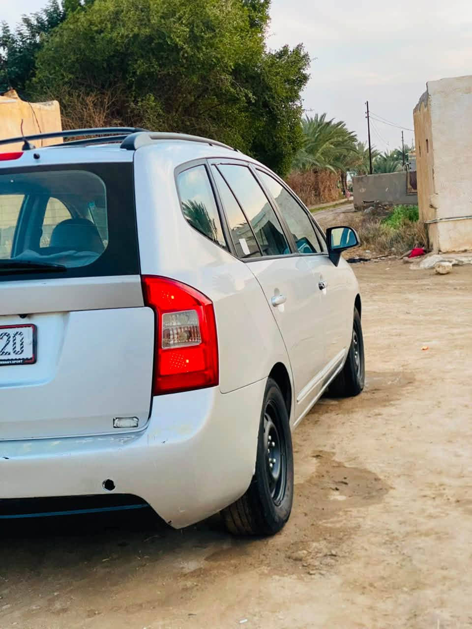 كيا كارينز • ٢٠٠٨ • رقم بغداد