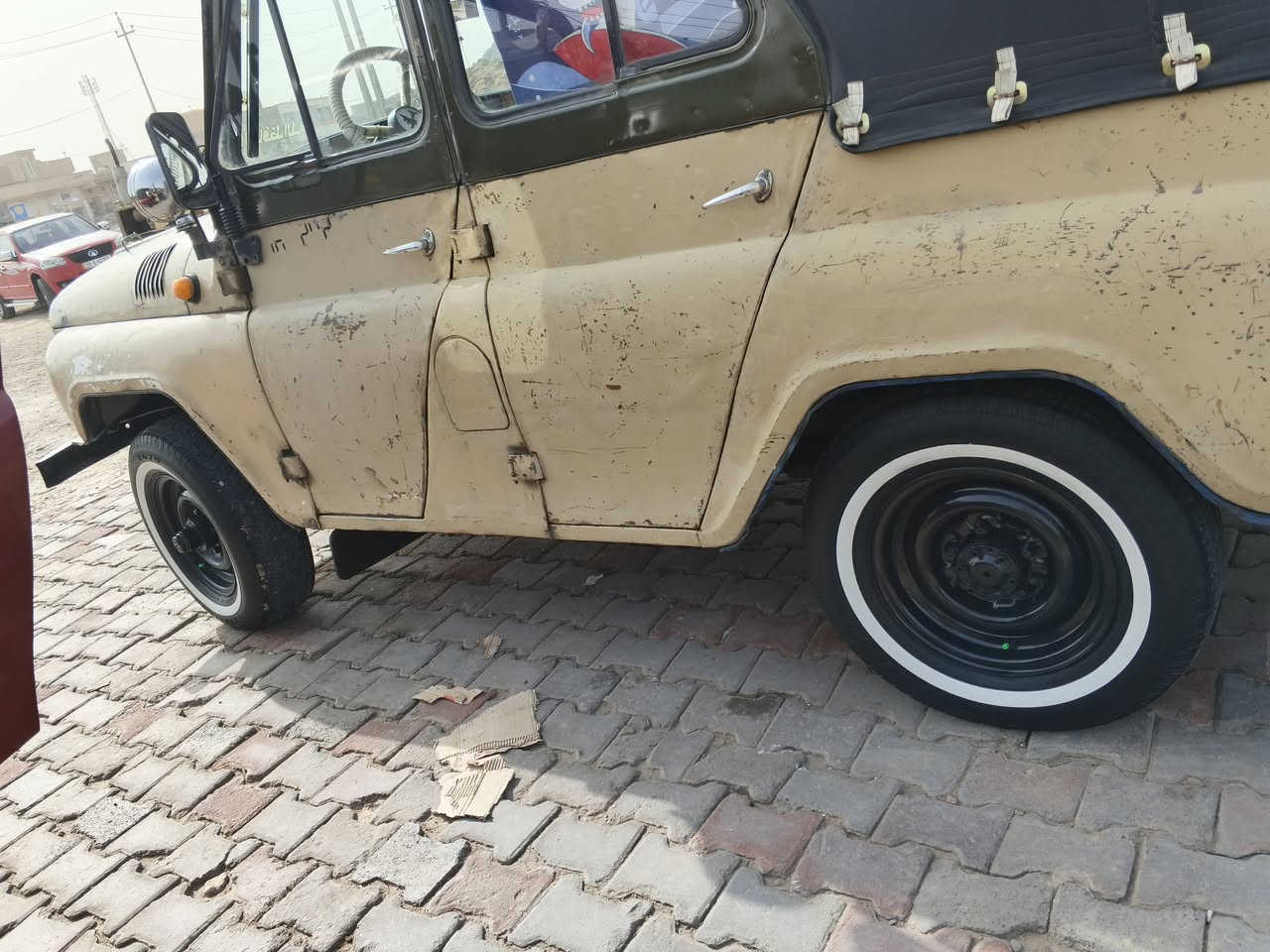 الحلال ناشف
واز 88بدون البيع 
سياره بلاديه خارج وادخل بدون صبغ
مكينه لاتنقيص ولاتبخير جديده قبل شهر شاد طابوكه حاويه جديده كير وتماتيك شاصي  جديد كله جديد  اكسن روسي 4دسكات قبل فتره حورتهن دسكات الخلفيه تخم تاير خط بيض ويل تخم جديد مصبوغ حراري جعمقه روسي  خفيفه سياره مثل ماجاي شوف صوره بل منشور  ربع ماذب عليه سياره كبل الشارع  سياره مال جناي سعره 7ونص وبيه مجال الشراي شي بسيط الموشراي لايكسر بسعر مكاني واسط صويرة عله سبيس
الاستفسار ***********
