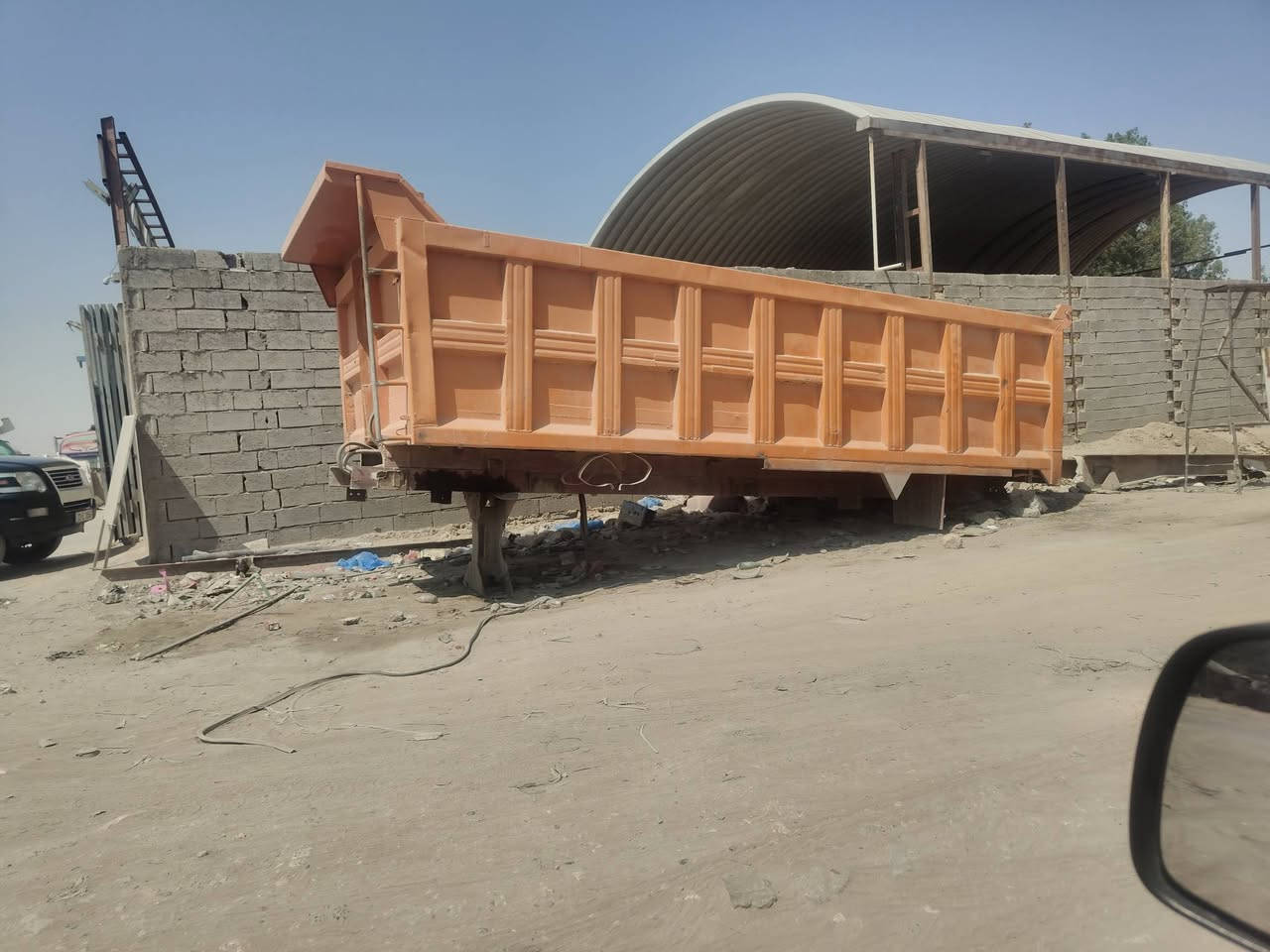 بدي علم للبيع ***********
