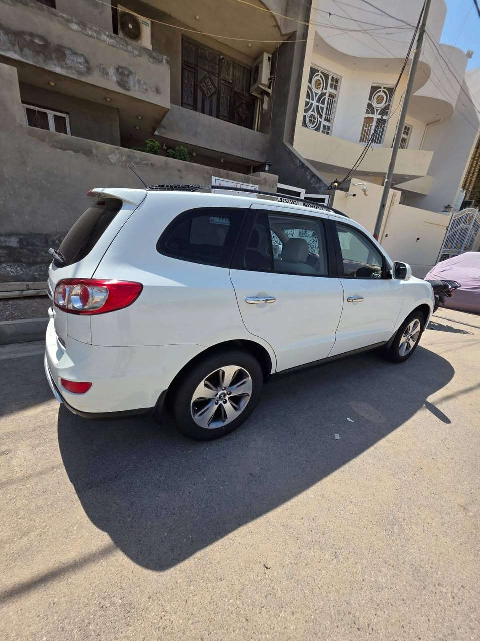 سنتافي ١٢ محرك ٦ سبعه راكب ٣ قطع تبريد السونار مرفق ماشيه رقم بغداد باسمي مداور ثاني يوم ماشيه ١٨٣ الف حقيقي عليه ادامه تخم تاير باتري جديد سعر ١٦٠ بيع او مراوس
***********

