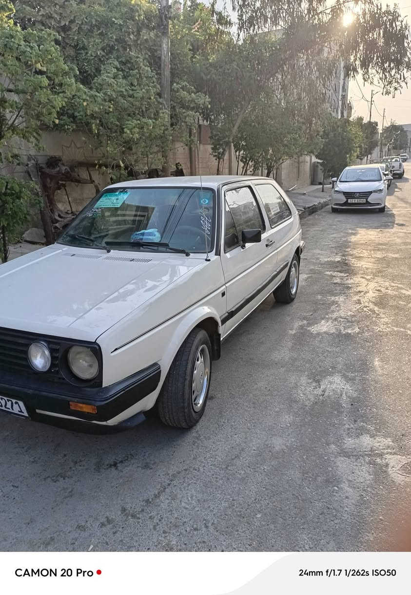 للبيع كولف تك باب هزه جديده سنويه 2031 بي اسمي كير اوتوماتيك محرك اثرنفخ سياره نضيفه ومتعوب عليها الاتصال على رقم ***********
