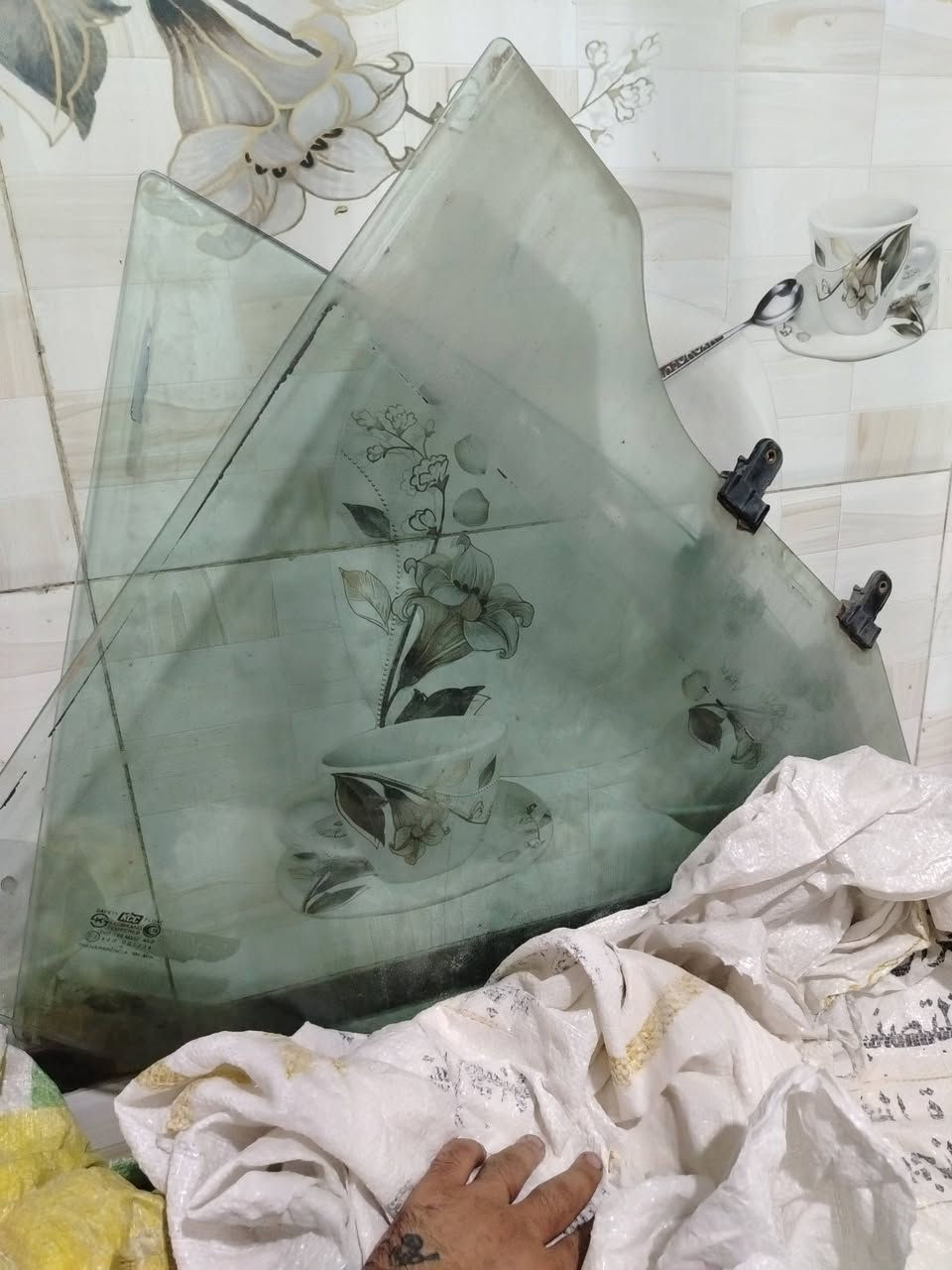 غراض سوناتا منغولي
جام فرة كاملة ب ١٠٠
بطاين ب ٥٠
ماطورات جام تخم كامل ب ٣٠
مشط ستيرن ب ٤٠
قاعدة ستيرن ب ١٥
دكتات تبريد ب ٢٠
شباك ب ١٠
*********** نجف كوفة يوجد توصيل
