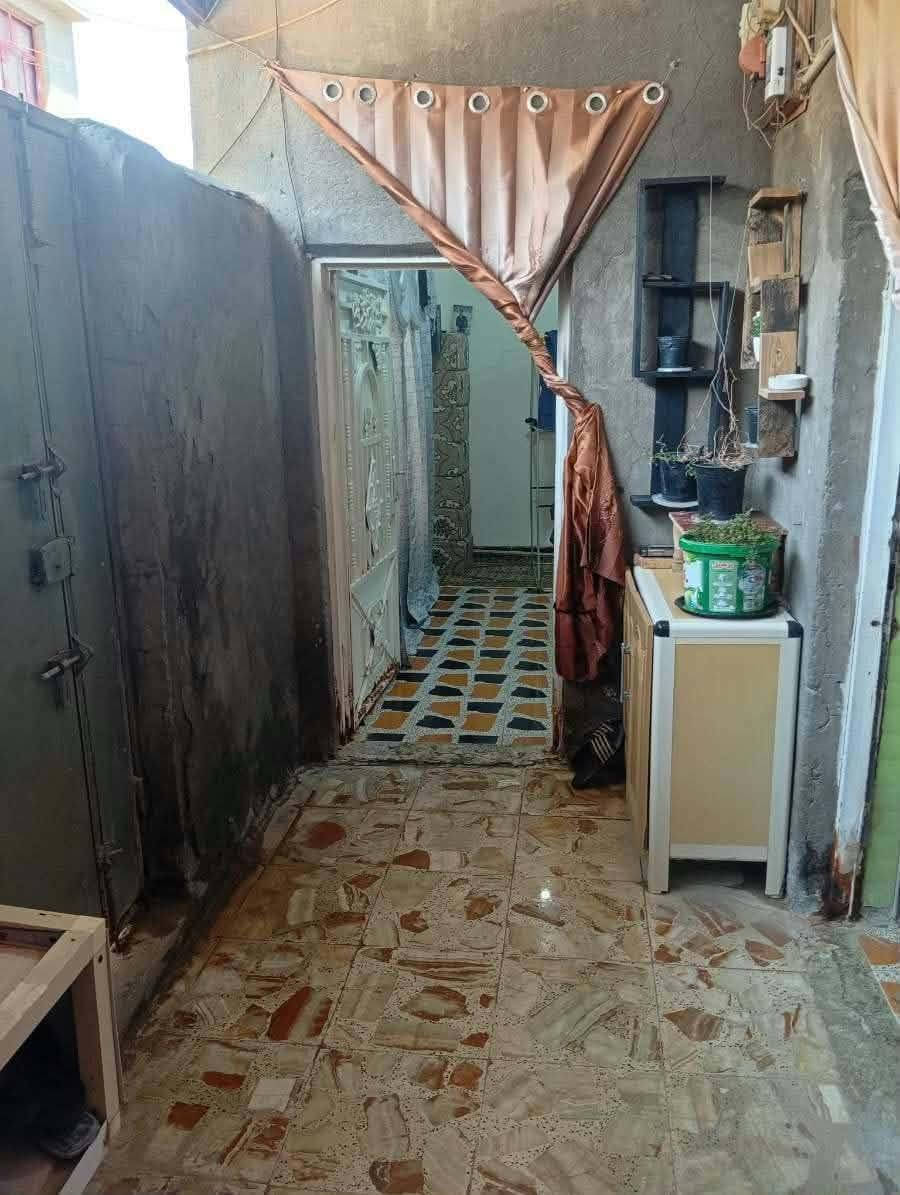 بيت للبيع مساحته ١٠٠ متر زراعي الجربوعيه الثانيه شارع علي الظاهر بناء طابوك للإستفسار الاتصال على الرقم *********** او مراسلة الصفحه
