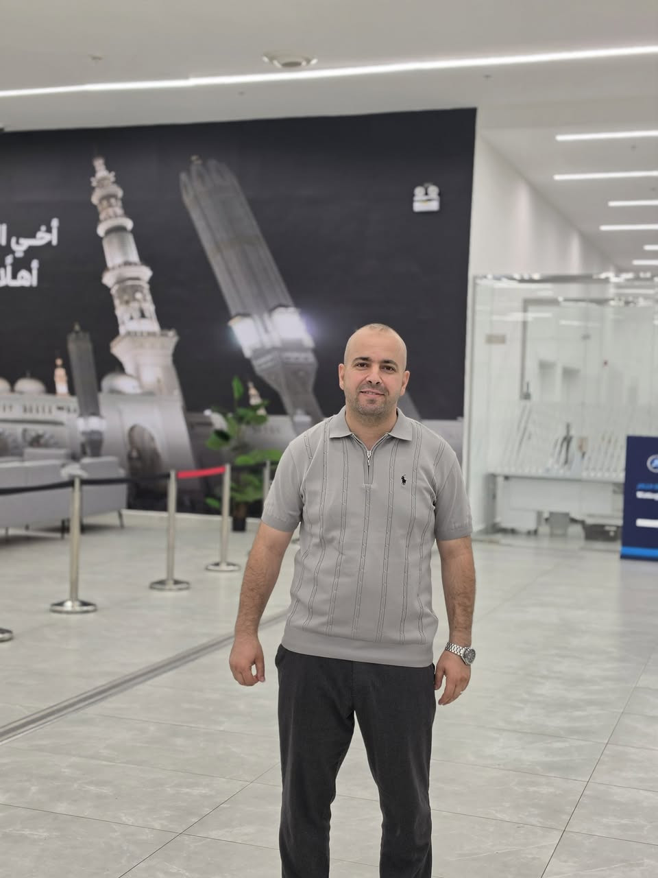 الحمدلله تم دخول معتمرين #مكتب_الحجي للحج والعمرة رحله البر 🚃 ( رحلة شهر صفر  ) الى الأراضي السعودية وتم إكمال كافـة الإجراءات وختم الجوازات  هذا اليوم الأربعاء 5/ 8 / 2026
وجميع معتمرينا بخير وصحة وسلامة وعافية 
بادارة خادم ضيوف الرحمن 
المتعهد #الحاج_براء_حسن_ذياب

————————————————
كونوا معنا في رحلتنا القادمة (جوا✈️ - برا 🚃)
بسعر مميز شامل كافـة الخدمات
👈👈 بتاريخ 20 _ 25 / 8/ 2026
✅السكن في المدينه المنورة في المنطقه المركزية فندق (4 نجوم) 
✅السكن في مكة المكرمة فندق 4 نجوم قريب من الحرم
✅ وجبات طعام طيله فتره الاقامه  
✅جميع مزارات مكه المكرمه والمدينه المنورة.
✅ارشاد ومحاضرات دينيه ✅
————————————————
للحجز والاستفسار مراجعة المكتب أو مراسلتنا ع الواتس اب وتلكرام 
1️⃣ ديالى - المقدادية- حي المعلمين - مقابل الجامع 
***********- ***********☎️
