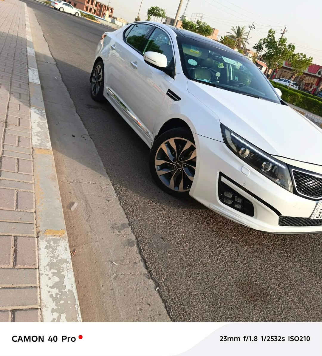 السلام عليكم اوبتيما للبيع 2015 خليجي فول مواصفات vip رقم بغداد  الدولي بأسمي 
محرك 2400 دوش لا تنقيص لا تبخير لا صوت 
بانوراما 
زراكات لايت 
لايت زينون 
لايت دوار مع الستيرن 
سايد بربك دكمة 
لد لايت 
بك لايت لد 
بصمة تشغيل وبصمة ابواب وجنطة 
كشن سائق وكشن الصدر كهرباء 
خزن ميموري 
كشن جلد 
جام اوتو  
تدفئة وتبريد بالكشانة 
حساسات اماميه وخلفية 
كاميرا  
الانبار الفلوجة الكرمة 
***********

