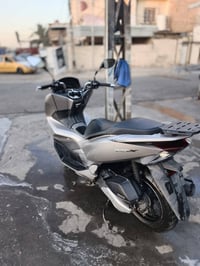 هوندا PCX • جيل ثالث • نظيفه