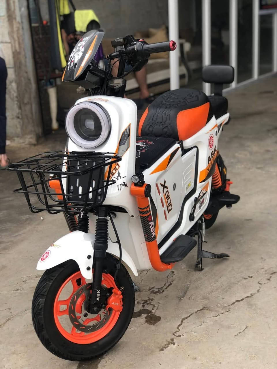 ماطور للبيع X900مابي اي عيب بطاريات جدد السعر 575او بي مجال للاستفسار ***********
