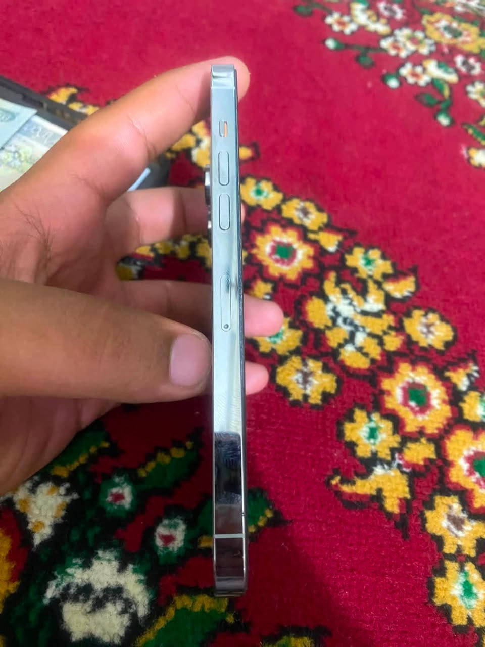 سلام عليكم آيفون ١٤ برو ماكس جهاز كلش نضيف ما مبدل بي اي شي بطارية ٨٣ السعر ٩٠٠ وبي مجال شي بسيط المكان بغداد الكمالية رقمي *********** فقط ويتساب
