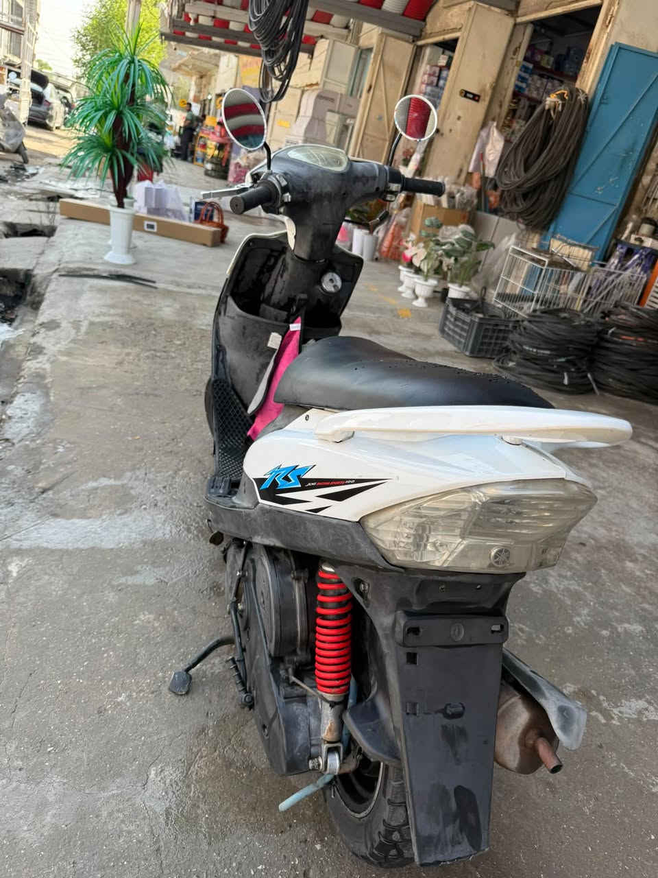 ماكس عدله بوشه٤٩
دراجه نضيفه كلشي ماتصرف عليه غير بنزين ودهن 
السعر500
تواصل واتساب ***********
