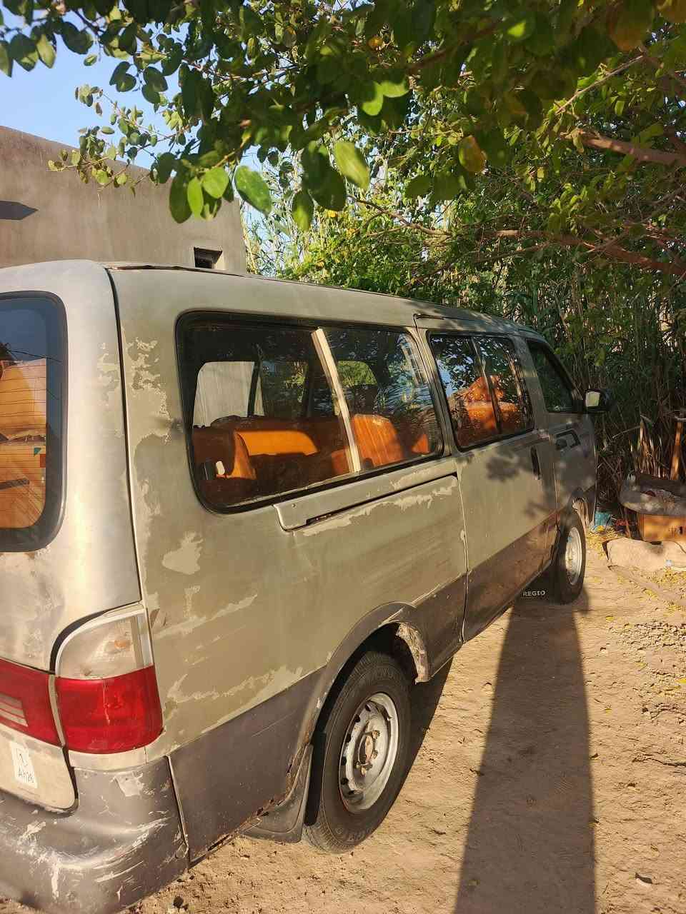 السلام عليكم بريجو موديل 95كير محرك مكفولات اكسن ونه خفيفه حداديه نص عمر تخم تاير دوشمه جديده السياره جاهزه وصل خط كوفه نجف مصفره السعر 45وبيها مجال ***********قليل المكان الكوفه
